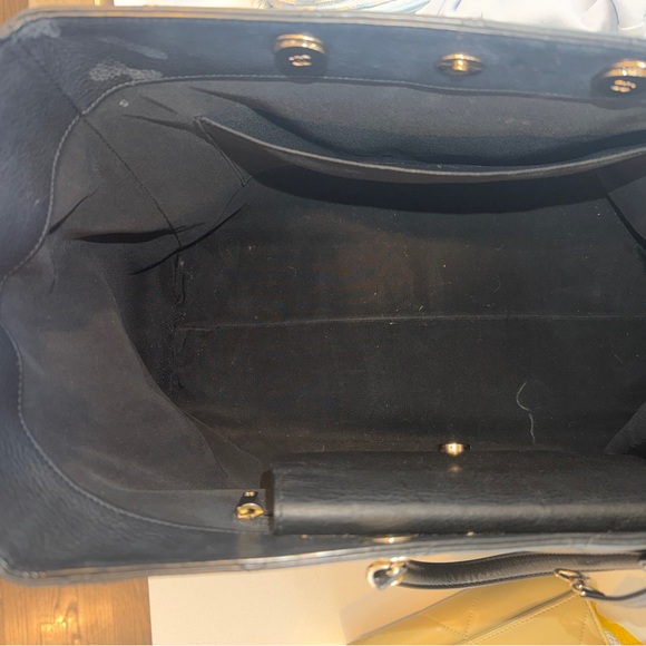 CHANEL Large Shopping Tote Bag - Picture 8 of 12